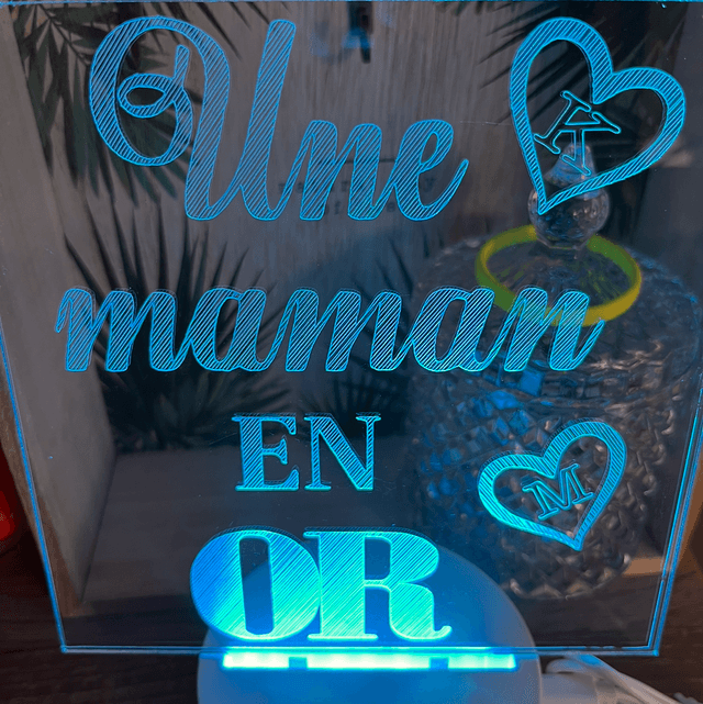 Lampe led acrylique Gravure personnalisée 